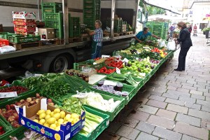 Fresh fruit / vegetable stand in Kindberg