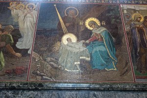 The walls and ceiling were lined with mosaics.