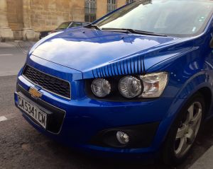 Paris so soooo fashioable! Even the cars are dolled up!