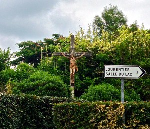 This is something that we have seen on MANY roads, fields, intersections, vineyards, houses, everywhere. Guess that's why France is 98 % Catholic??