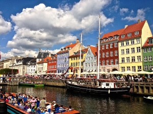 Nyhaven was our favorite place on this day.