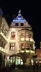 Ahh, YES... the famous Hofbrau House!