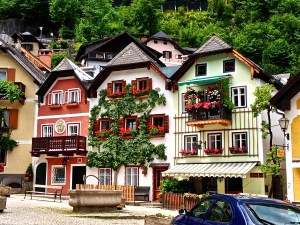 Homes of Hallstat.....