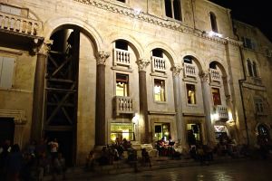 Here is where we were entertained by the two guitarists!