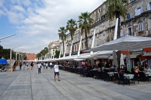 Different view of the Promenade during the day.