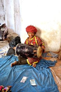 This little guy won Rita's heart for sure! He was singing in French, Italian, English, Spanish, and when we stopped to listen, he asked us where we were from, we said... USA... he then made up a song about us from the USA visiting his India home! HE WAS SO SPECIAL!