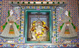 Another God inside the foyer of the Palace.