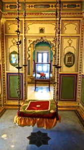 The Queen's chair/swing. She sat her and her maidens dressed her from head to toe, including jewelry!