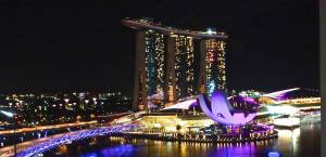 Night photo of the Marina Bay Sands 