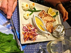 Nice little meal we had at Four Seasons on the harbor. Don't you love Norms little flower? Green been stems, mashed potato flower with a carrot in the middle!