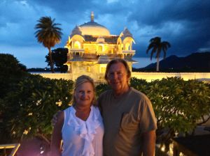 We thought we'd act like the Japanese tourists.... minus the peace signs! LOL!