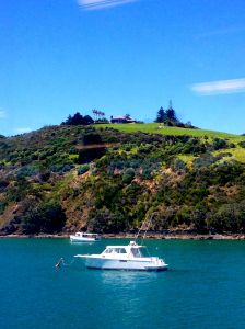 Ahh... here we are.. sure would like to live in the house on the top of this hill.