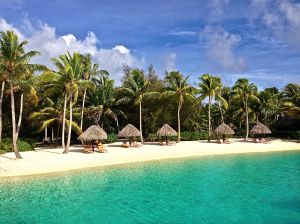 This is the lagoon beach where you can snorkel with very pretty fish!