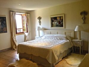 One of the 4 bedrooms