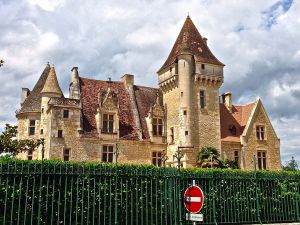View of Chateau Milandes from the parking lot across the street.