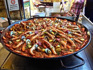 Fresh Paella at the market in Sarlat!