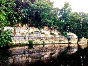 This is the river in St. Leon sur Vezere.... Tons of people come here to camp along this river, and the English actually swim in it! 