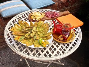 Our zucchini flowerettes with fried sage leaves!! Loved them!