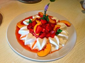 Now this is beautiful!! Ours at home, will never look like this! 