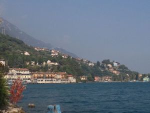 This is in Lovere. Such a beautiful drive. 