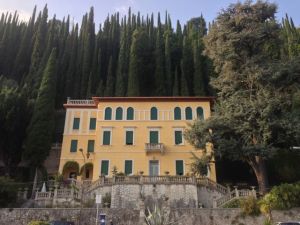 This is in the little town of Toscolano - Maderno facing the lake. 